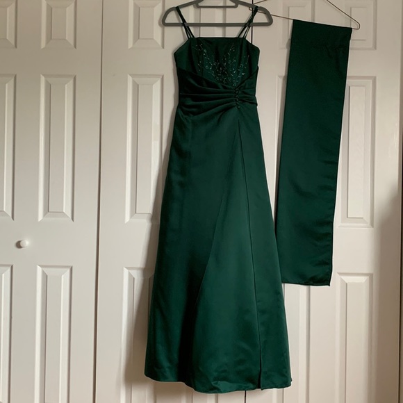 Alexia Designs Forest Green Bridesmaid Dress
